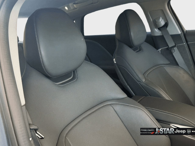 Used 2025 Lucid Air Pure RWD image 13