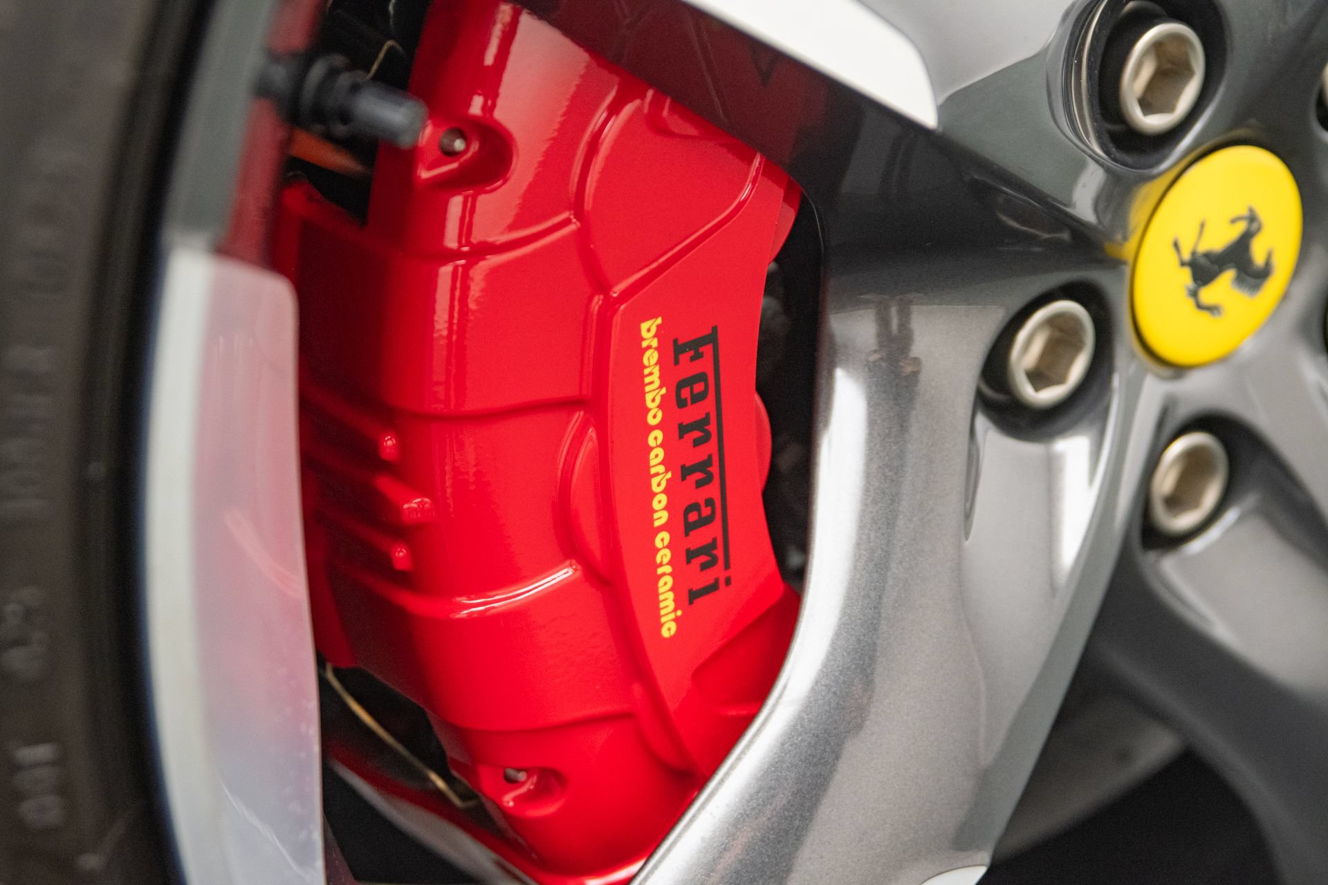 Used 2025 Ferrari Purosangue AWD/4WD image 60