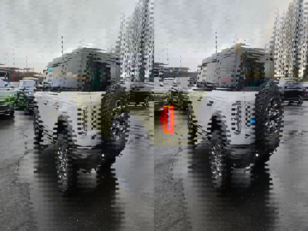 New 2025 Ford Bronco Badlands image 7