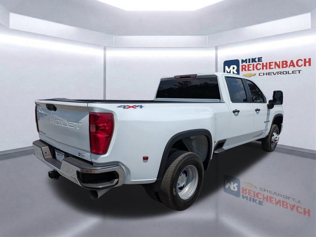 Used 2024 Chevrolet Silverado 3500 W/T w/ WT Convenience Package AWD/4WD image 4