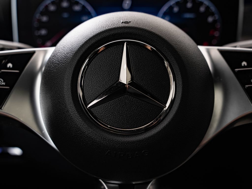Certified 2026 Mercedes-Benz GLC 300 4MATIC image 30