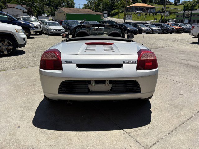 Used 2002 Toyota MR2 RWD image 4