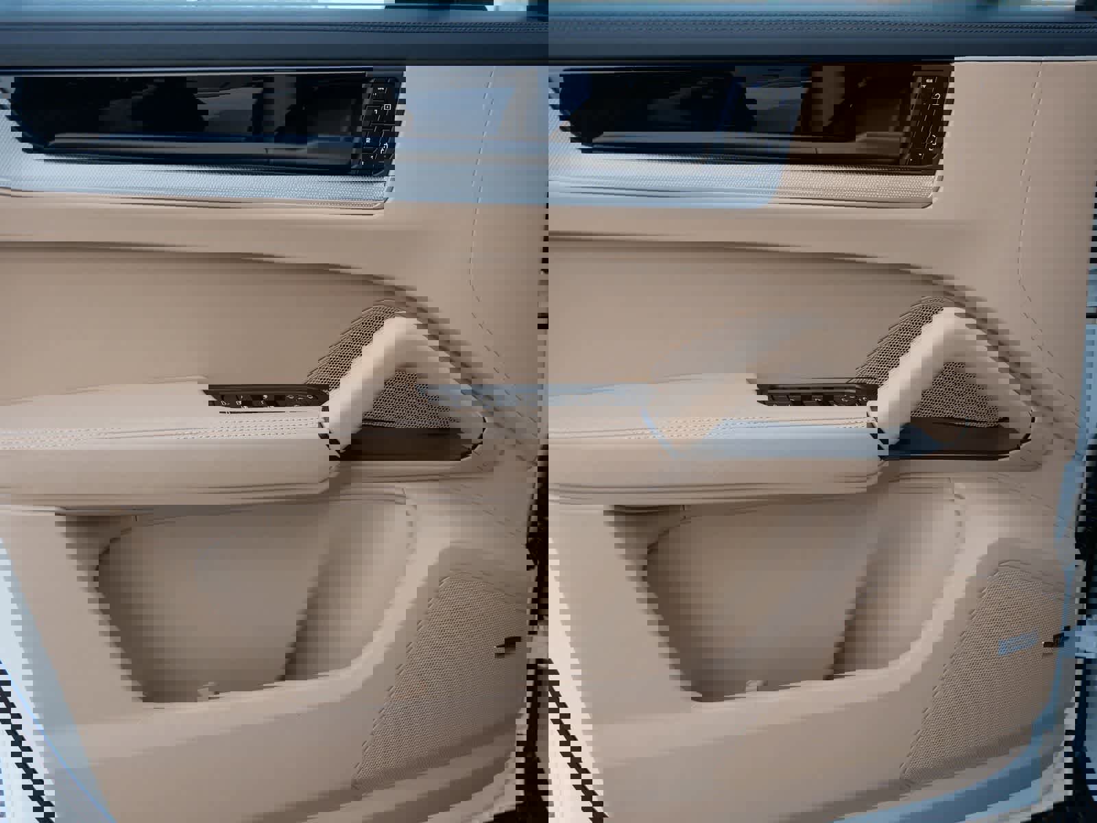 New 2026 Porsche Cayenne Coupe image 9