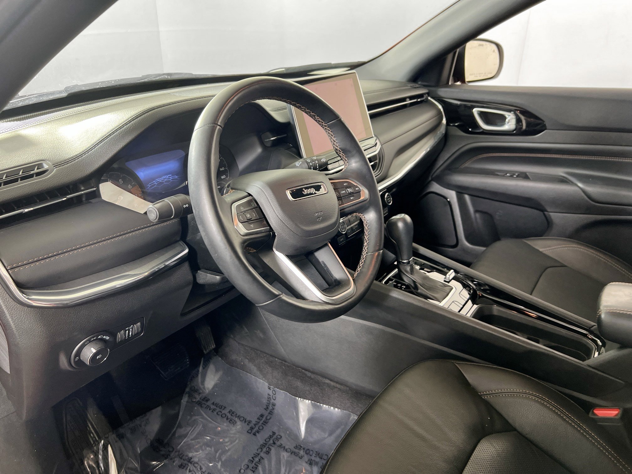 Used 2022 Jeep Compass Limited AWD/4WD image 9