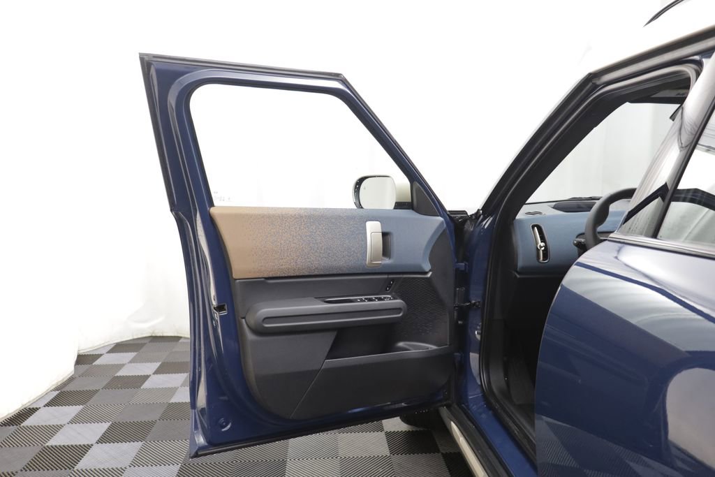 Certified 2025 MINI Cooper Countryman S AWD/4WD image 4