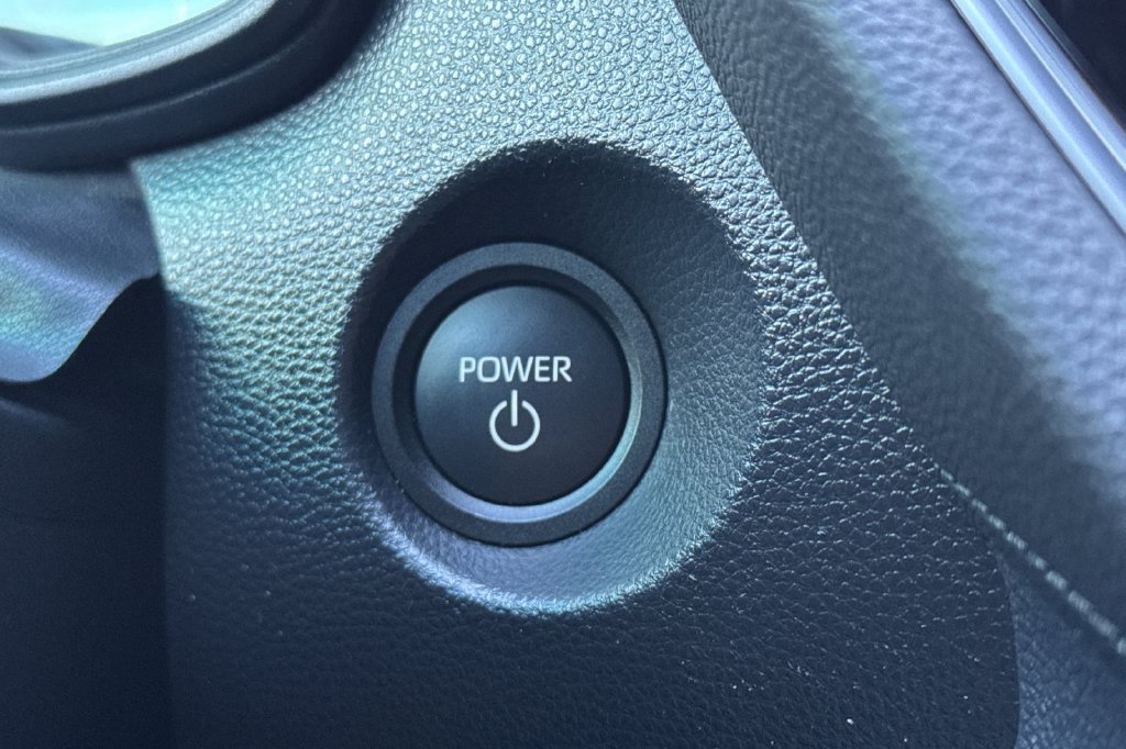Certified 2025 Toyota Corolla Cross AWD Hybrid image 21