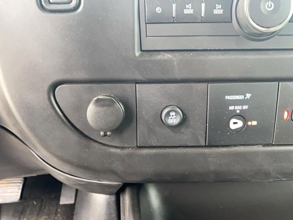 New 2024 GMC Savana 3500 w/ Power Convenience Package image 22
