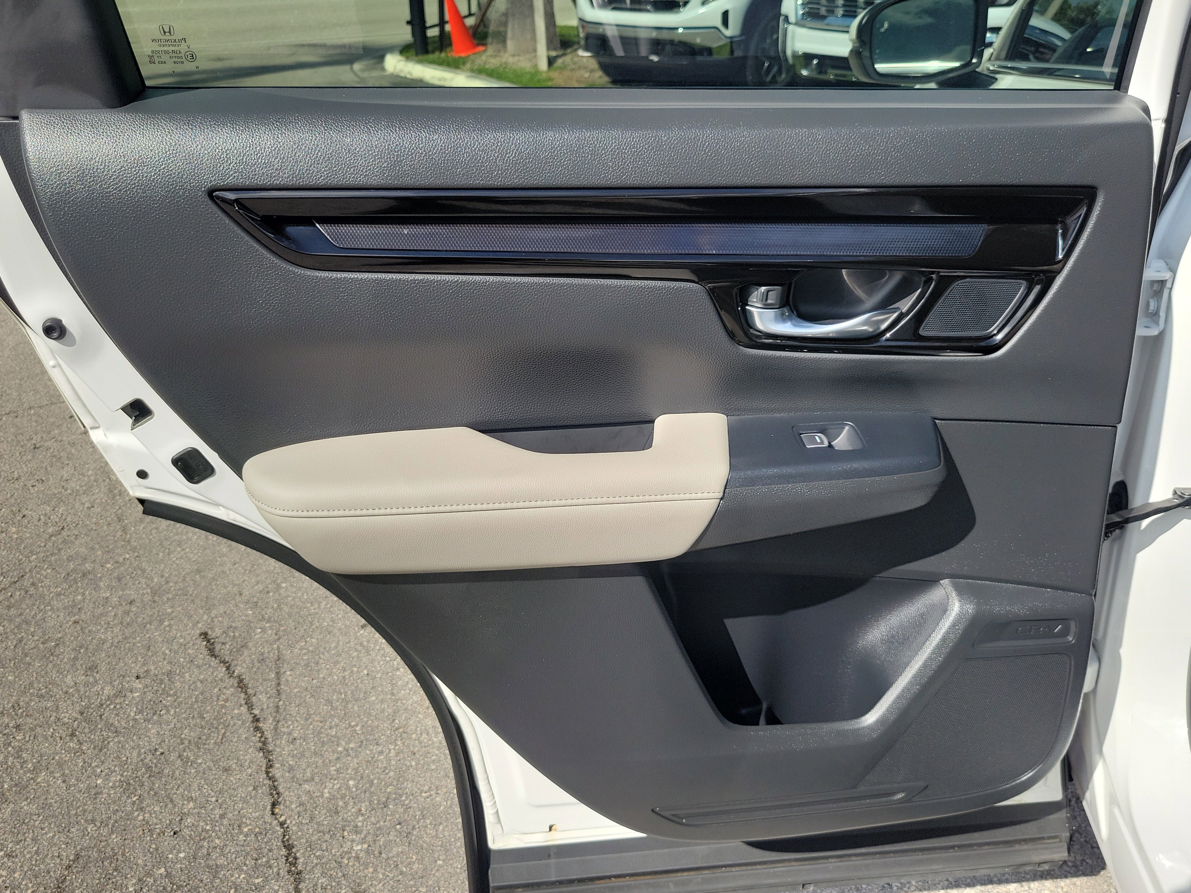 Used 2025 Honda CR-V EX-L image 27