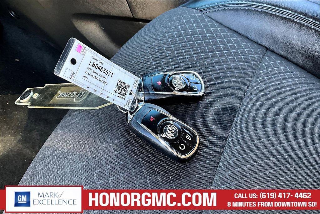 Used 2020 Buick Encore Preferred image 31