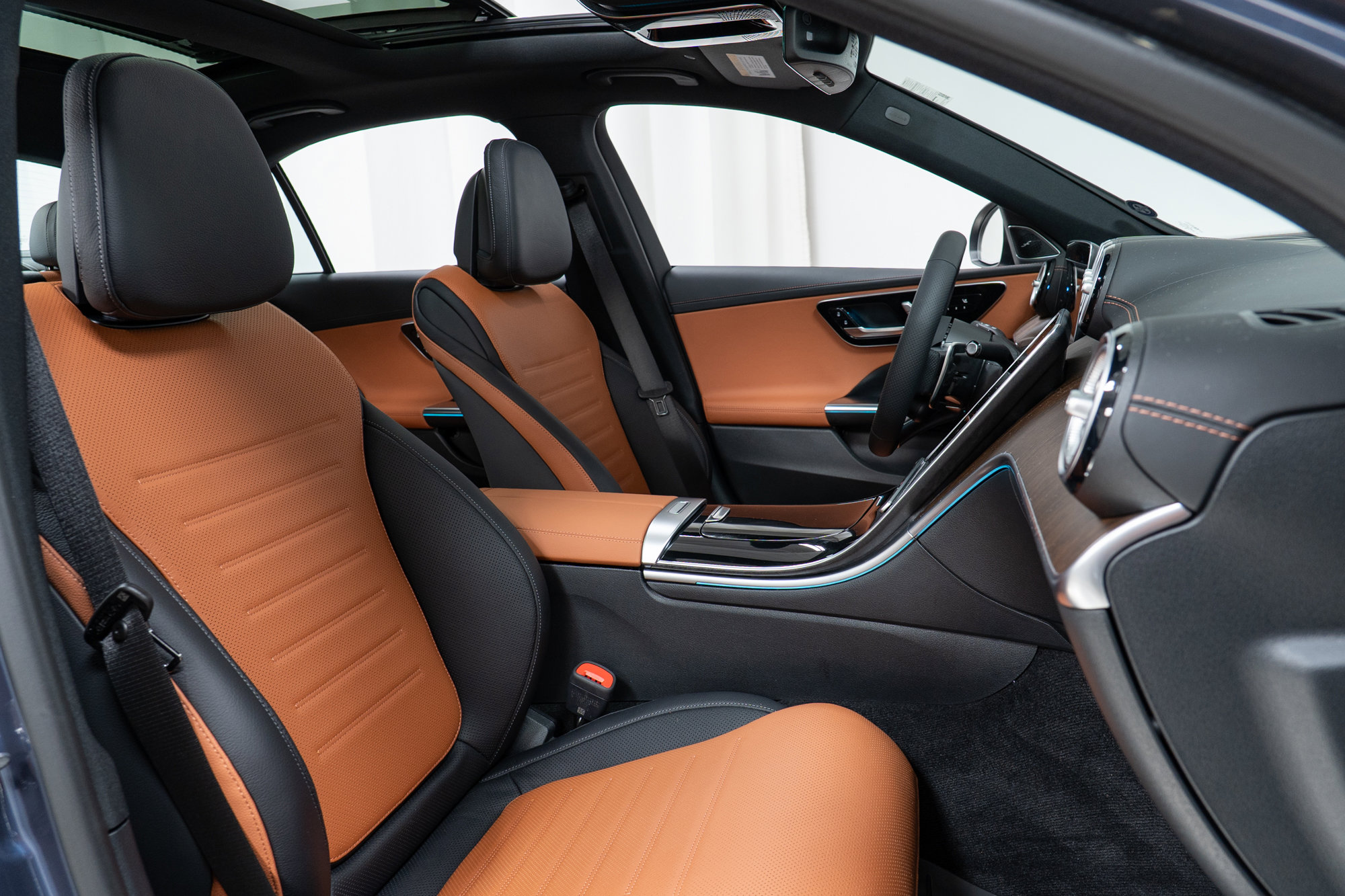 New 2026 Mercedes-Benz C 43 AMG 4MATIC Sedan image 23
