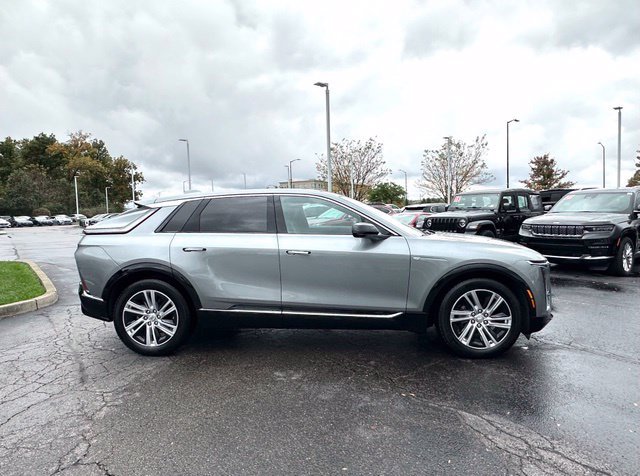 Used 2024 Cadillac Lyriq Tech w/ Driver Assist Package AWD/4WD image 16