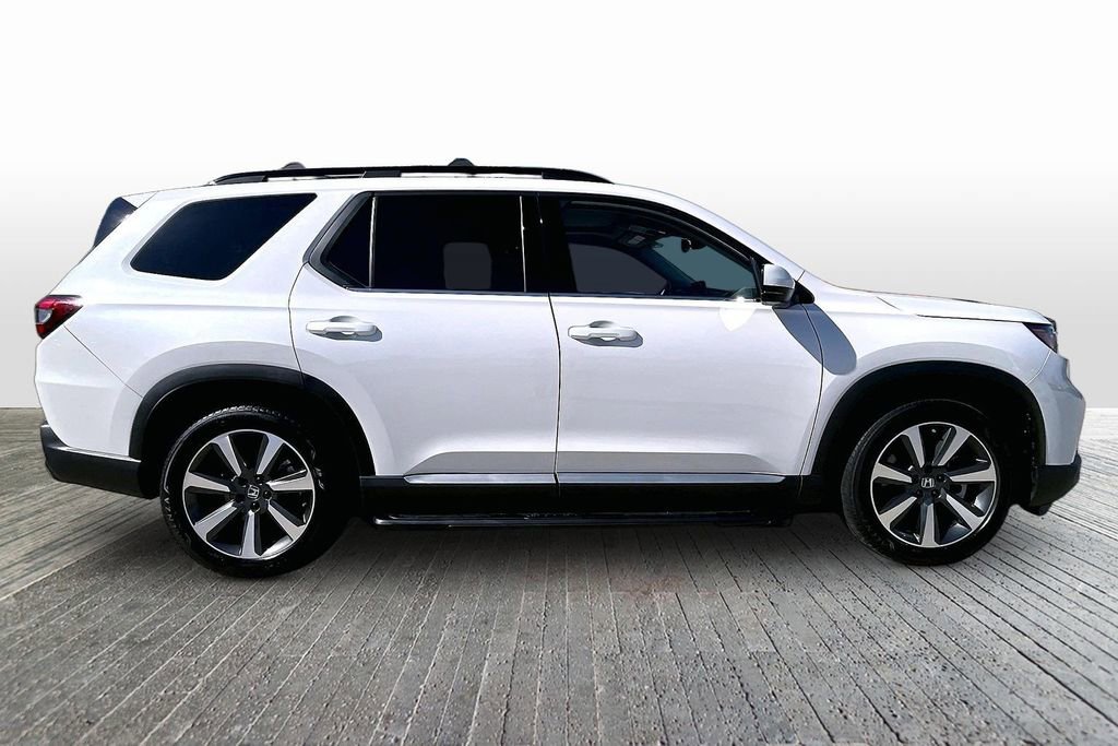 Used 2024 Honda Pilot Elite image 8