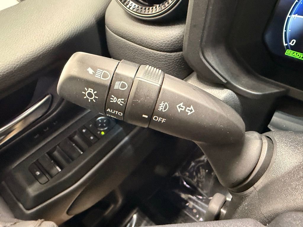 Used 2025 Toyota Land Cruiser AWD/4WD image 33