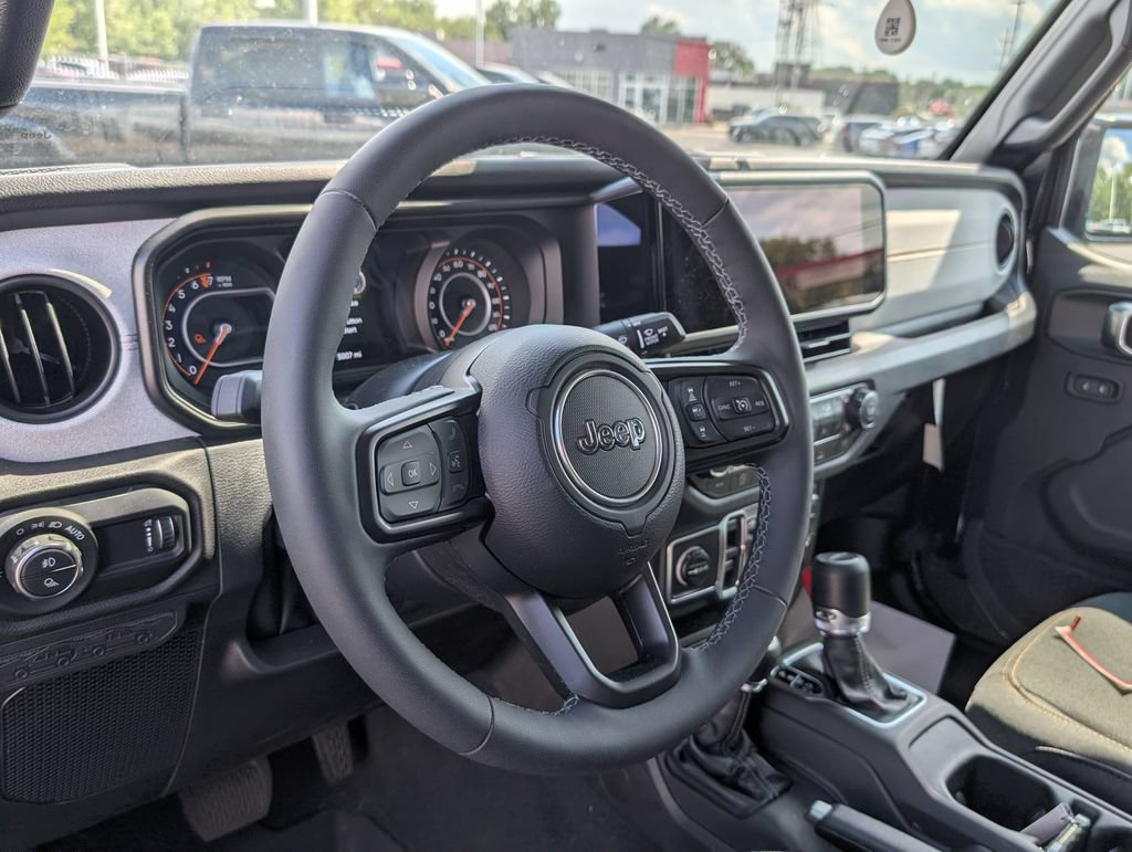 Used 2026 Jeep Gladiator Sport AWD/4WD image 15