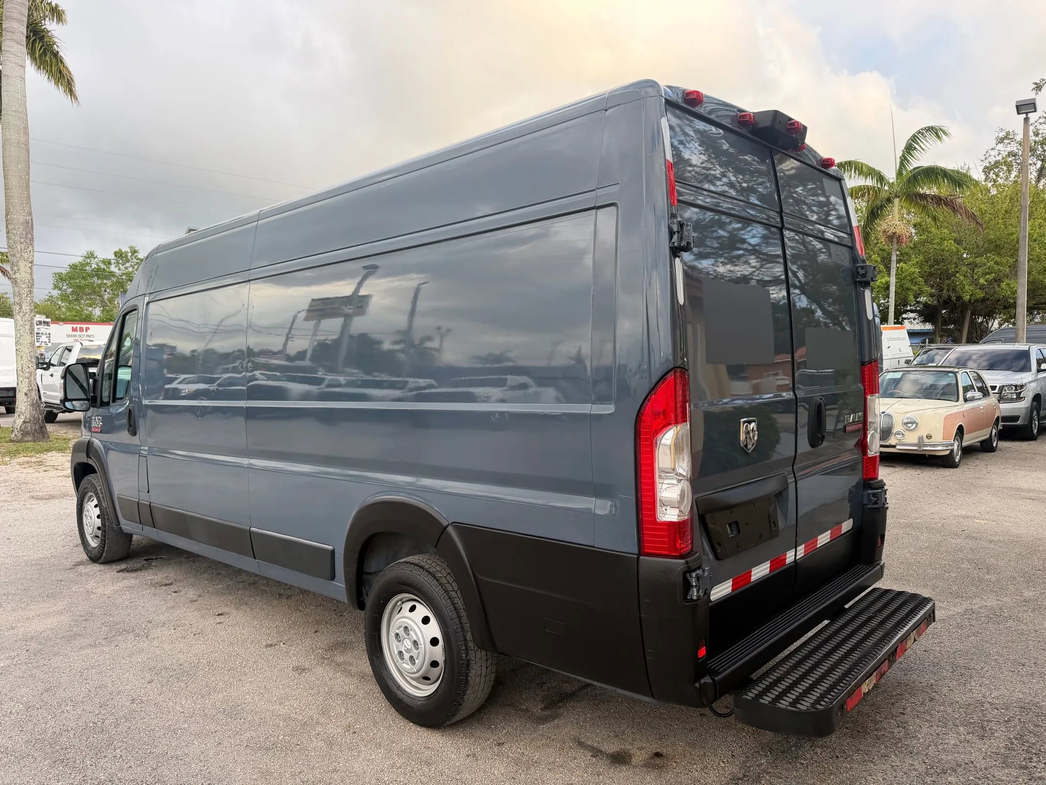 Used 2020 RAM ProMaster 3500 image 3