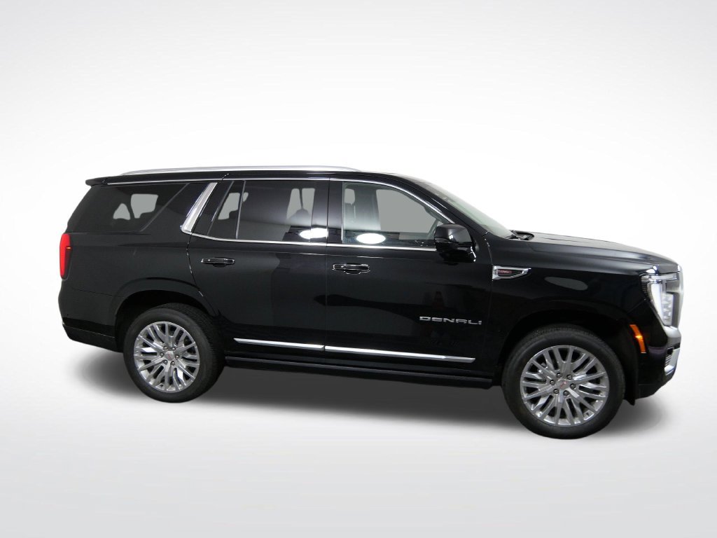 Used 2025 GMC Yukon Denali w/ Denali Reserve Package AWD/4WD image 2