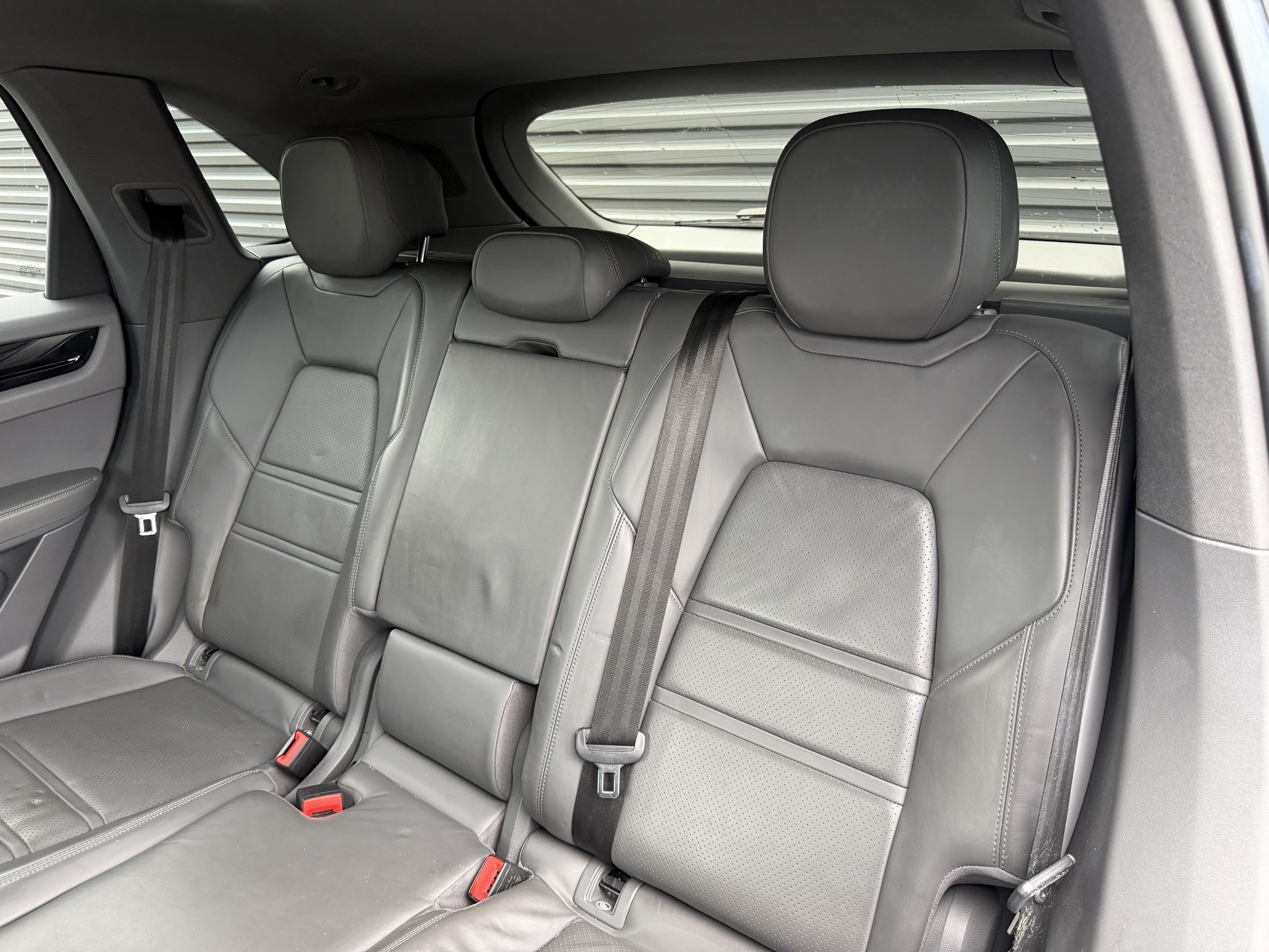 Used 2019 Porsche Cayenne AWD/4WD image 14