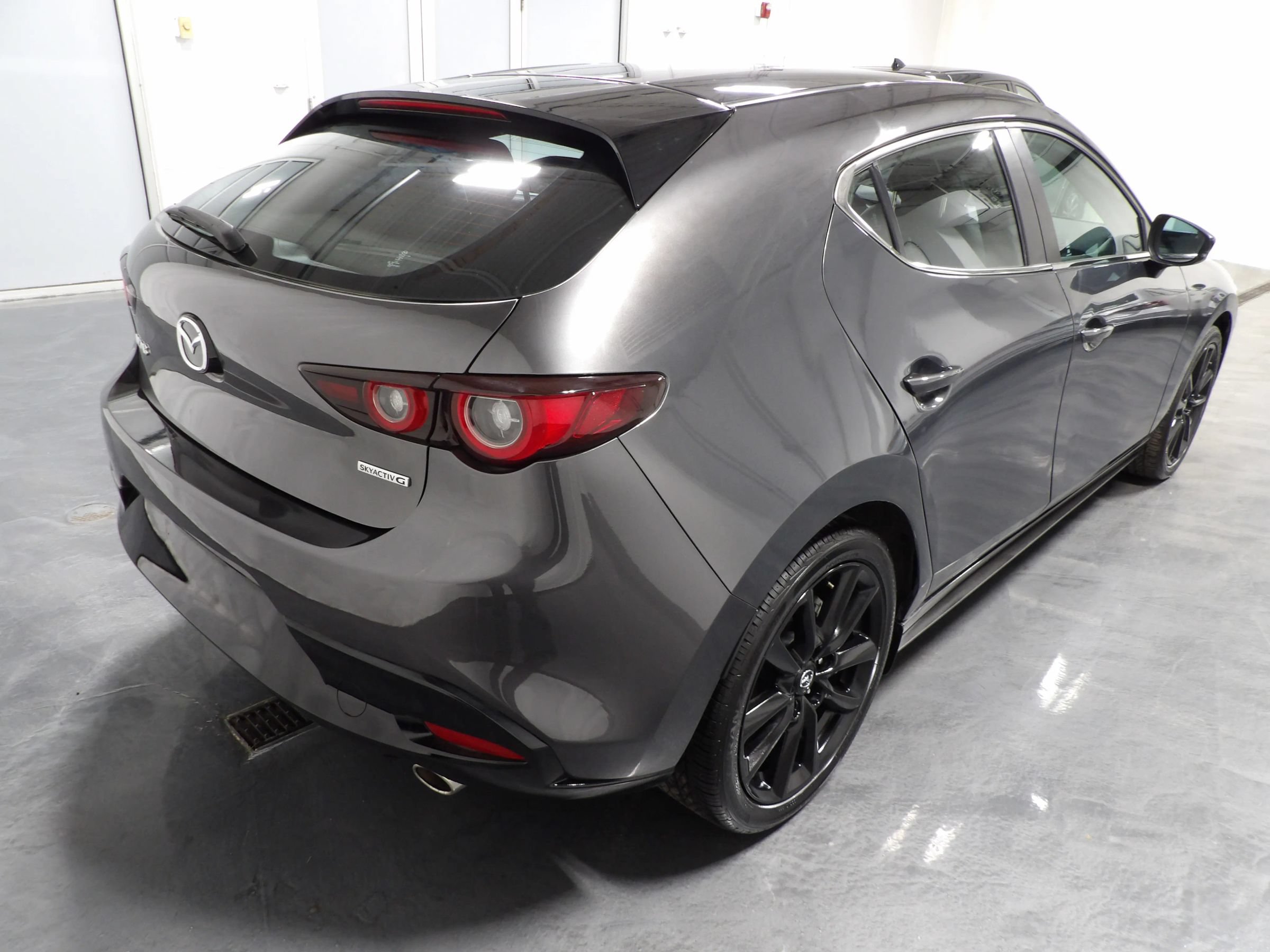Used 2025 MAZDA MAZDA3 s Sport FWD image 4