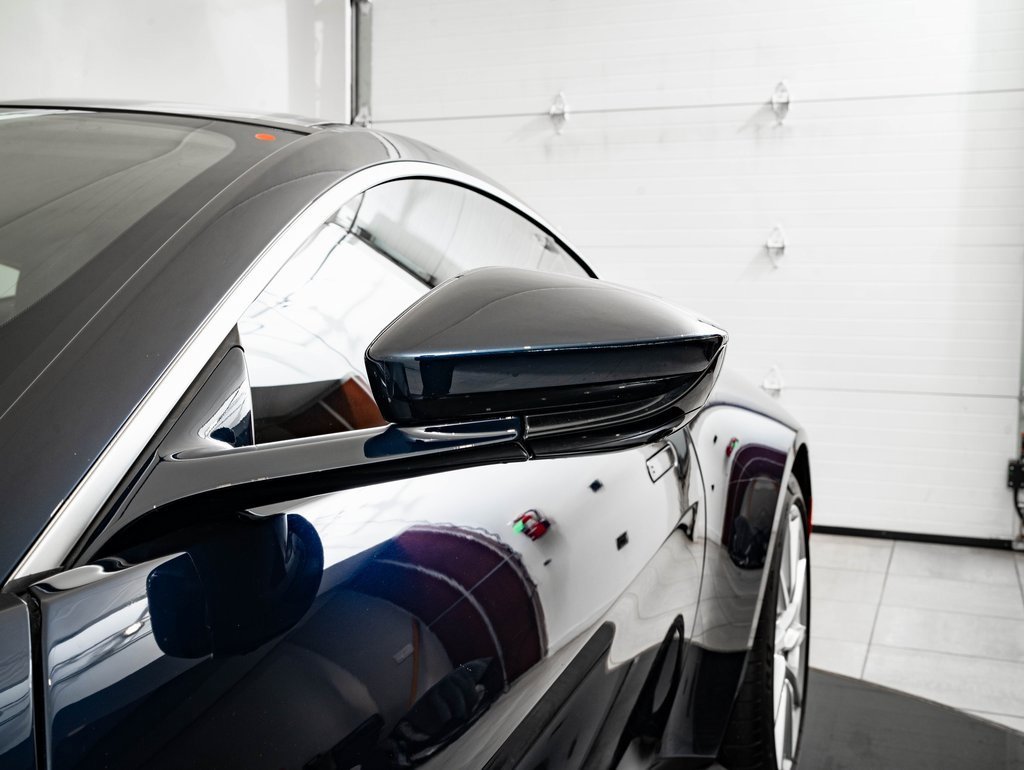 Used 2020 Aston Martin V8 Vantage Coupe image 16