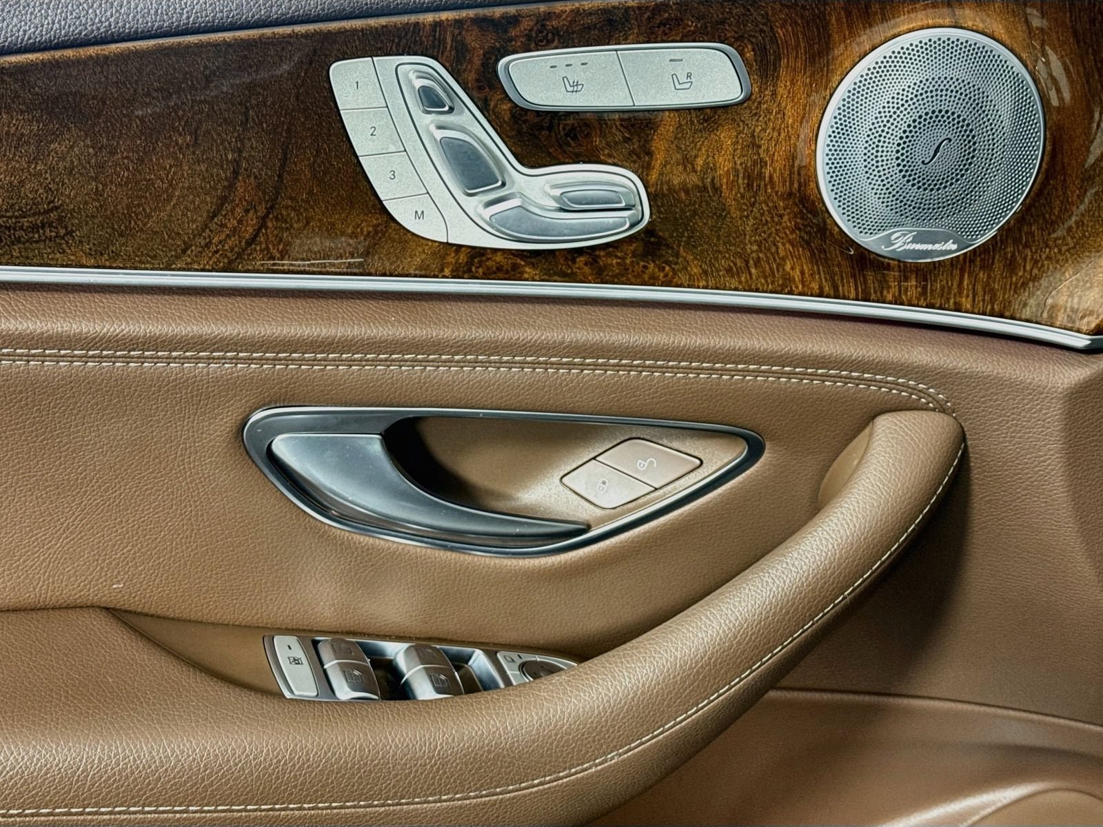 Used 2019 Mercedes-Benz E 300 4MATIC image 18