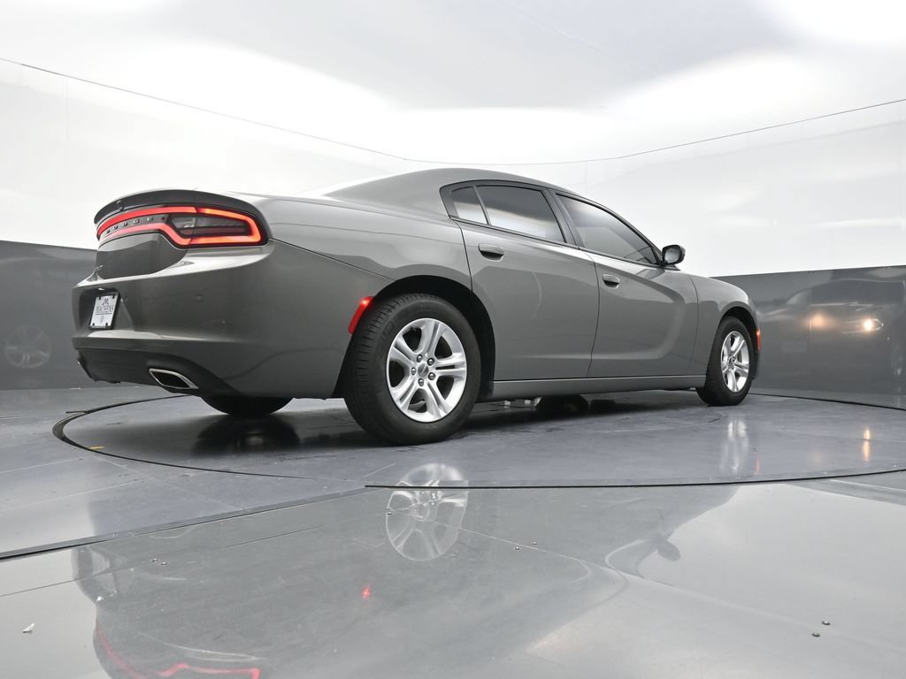 Used 2019 Dodge Charger SXT RWD image 29