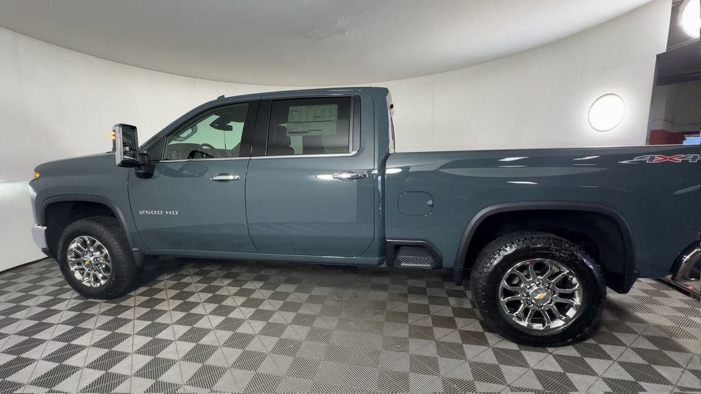 New 2026 Chevrolet Silverado 2500 LTZ w/ LTZ Convenience Package AWD/4WD image 7