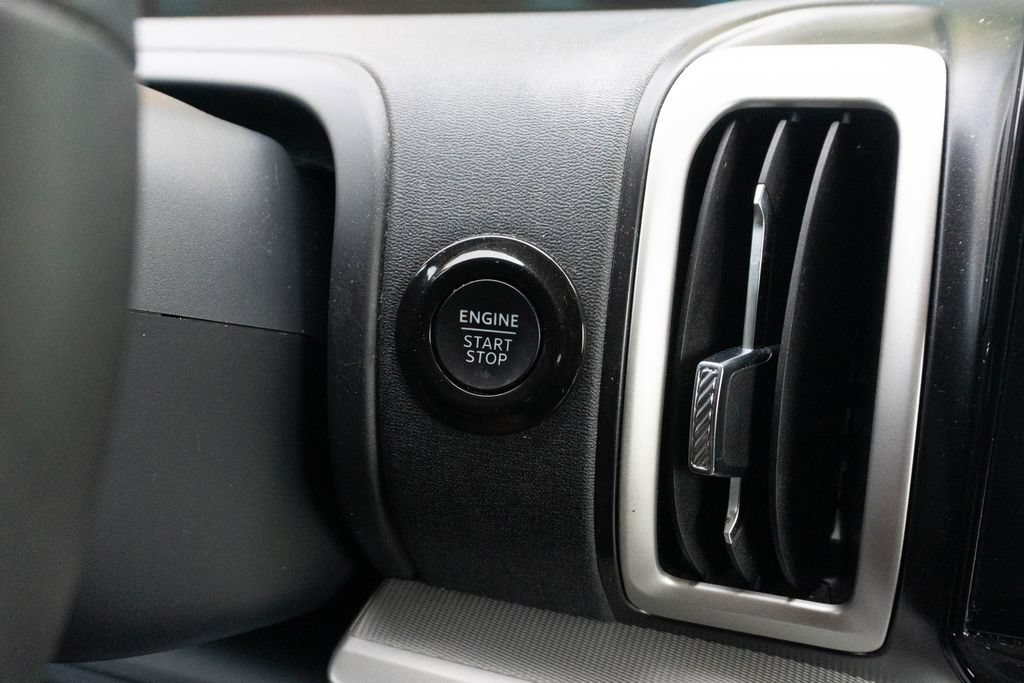 Used 2025 Ford Expedition Active RWD image 31