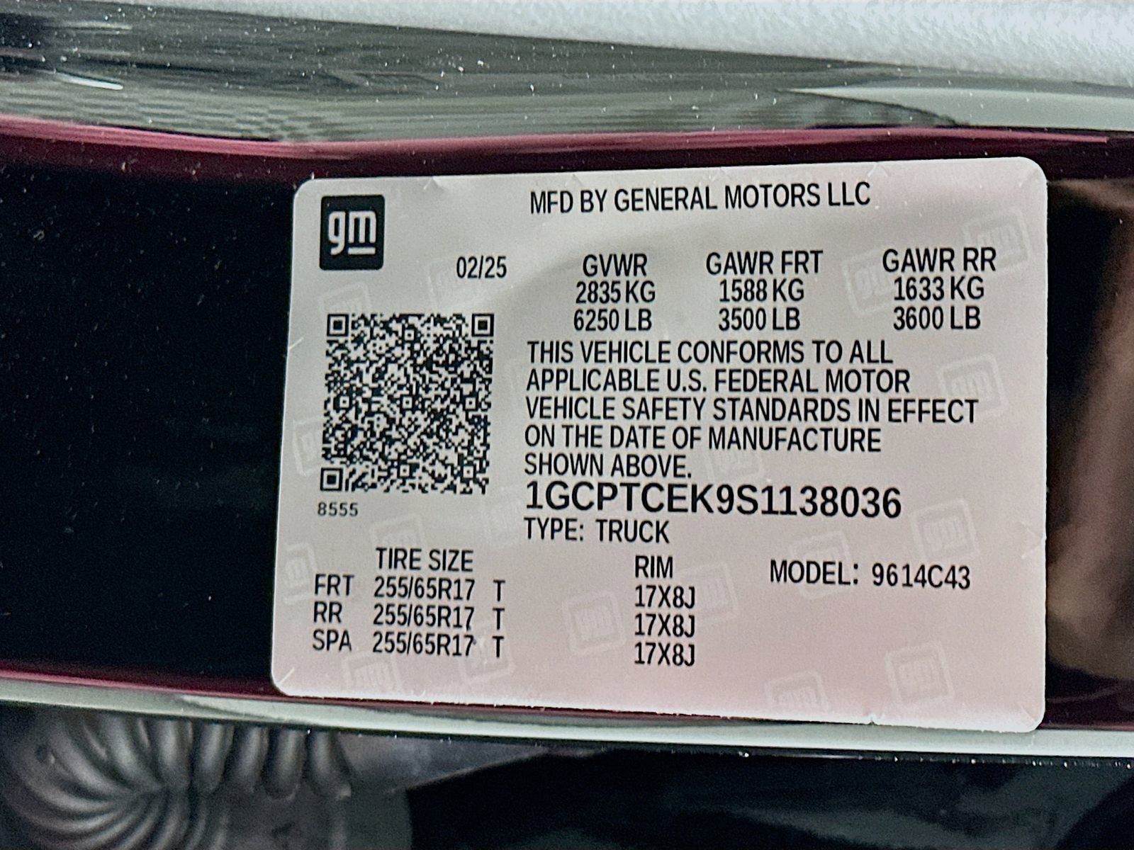 Used 2025 Chevrolet Colorado LT image 33