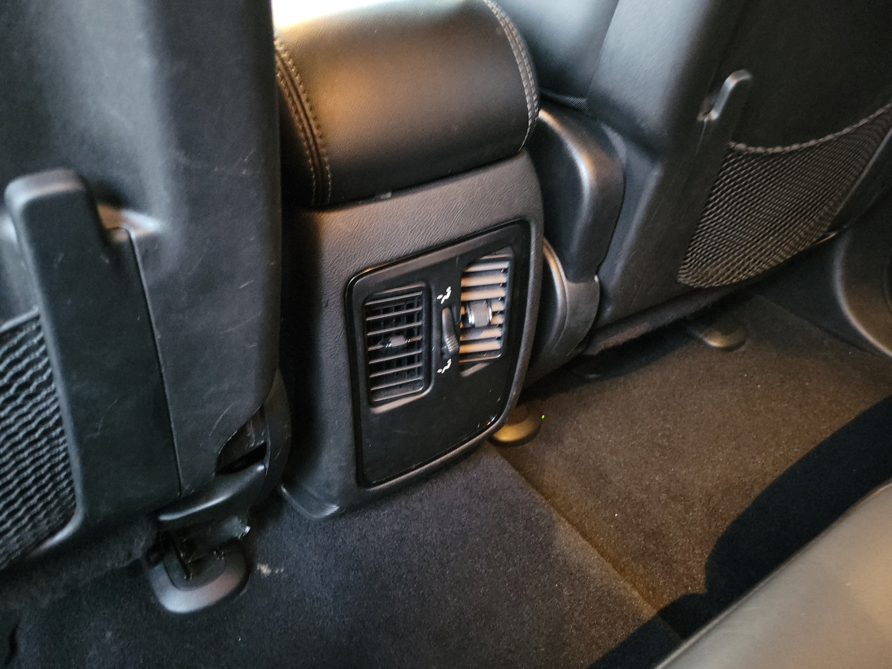 Used 2021 Dodge Durango SXT RWD image 14