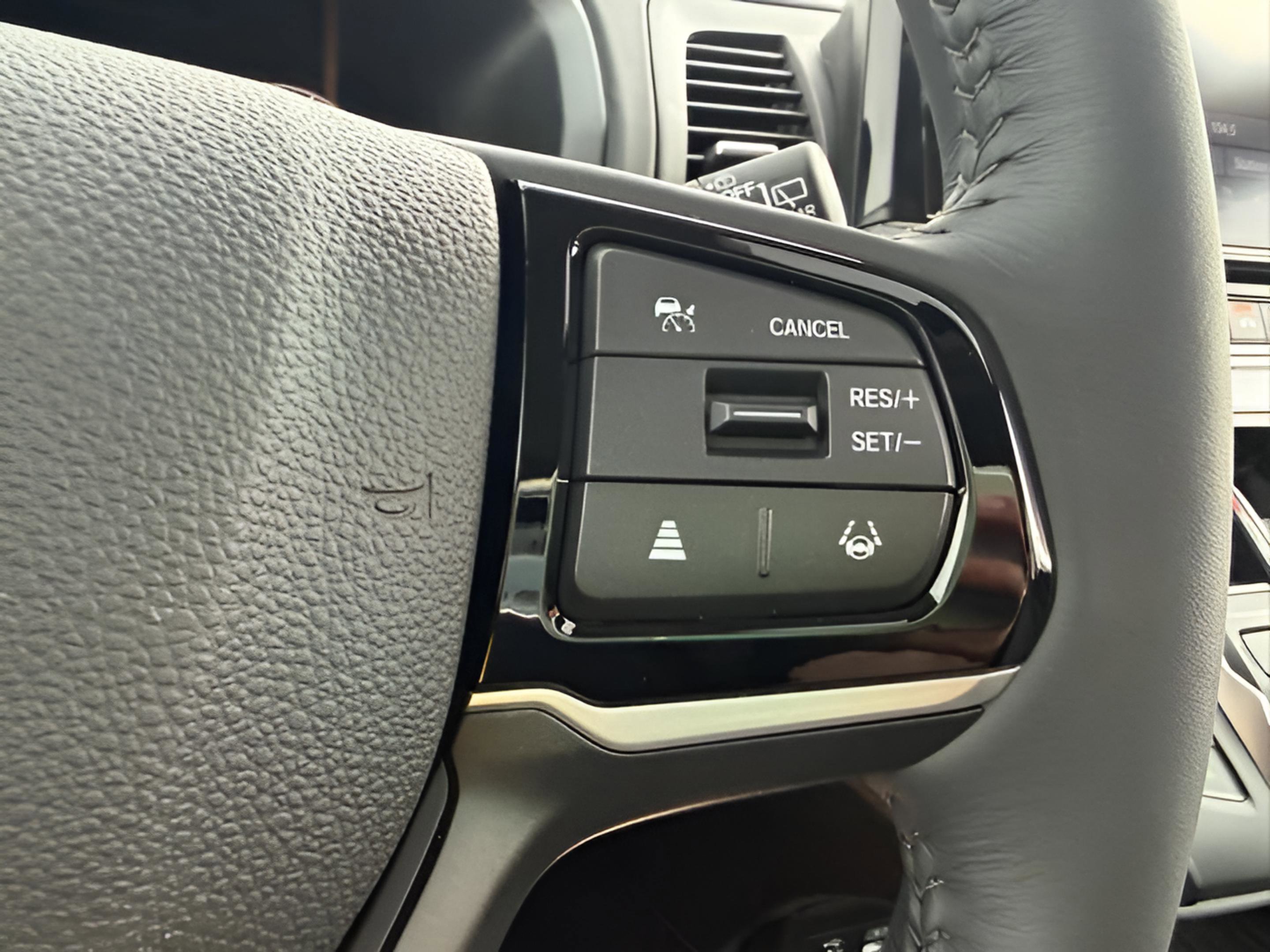 Certified 2026 Honda Odyssey EX-L image 14