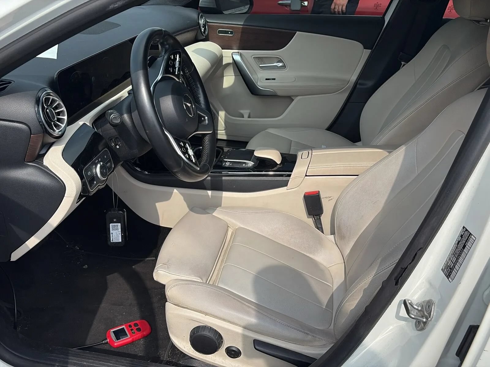 Used 2022 Mercedes-Benz A 220 4MATIC image 4