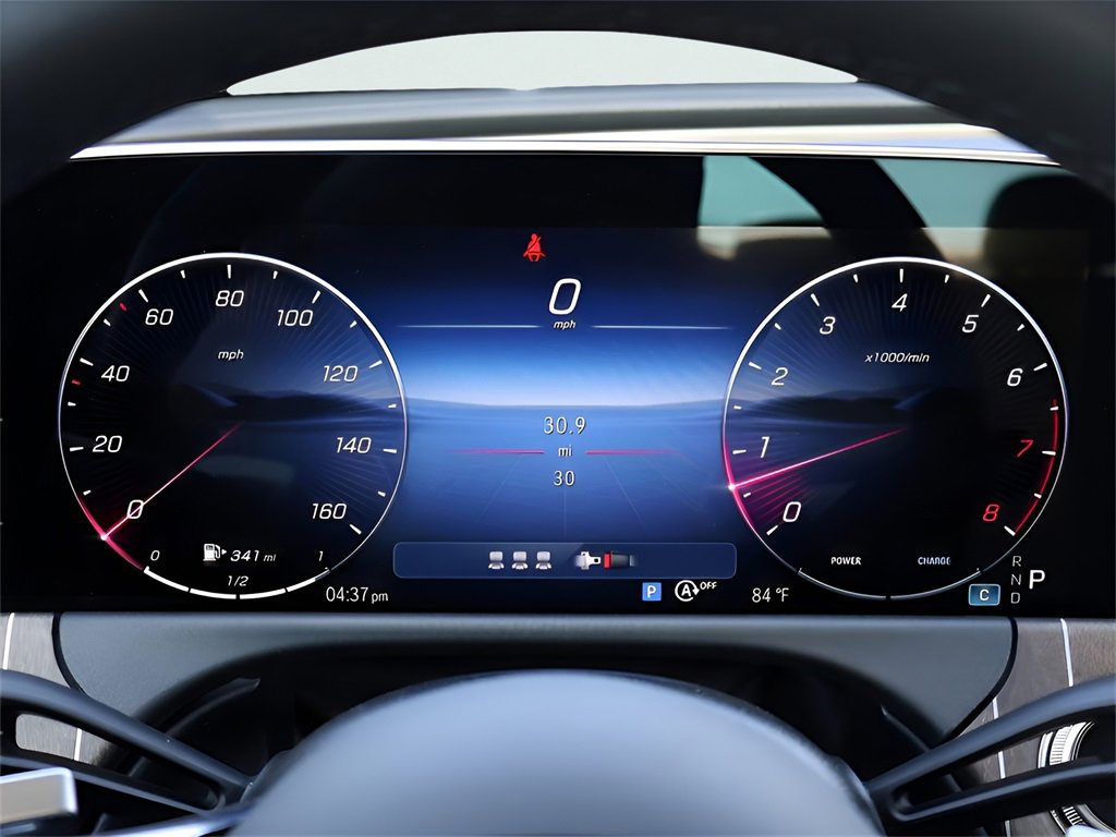 Used 2025 Mercedes-Benz E 350 4MATIC Sedan image 31