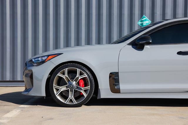 Used 2020 Kia Stinger GT1 image 32