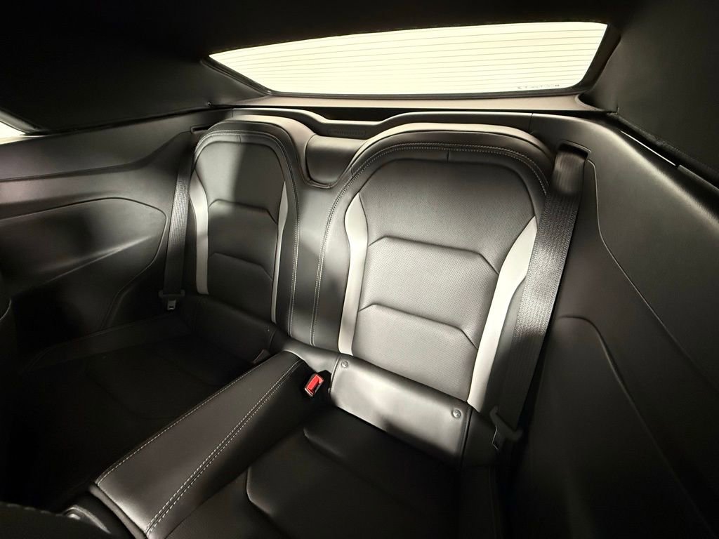Used 2018 Chevrolet Camaro SS RWD image 30