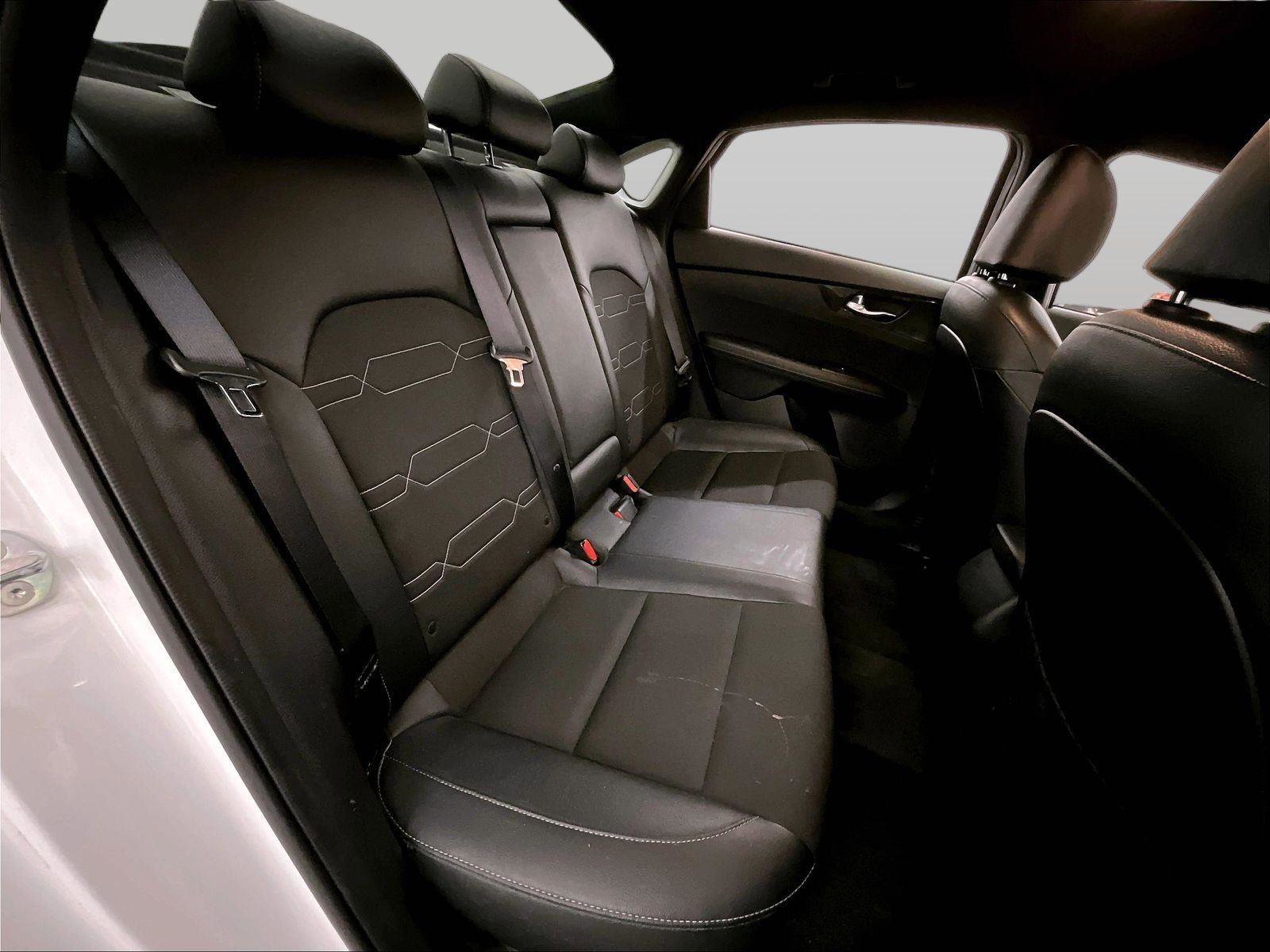 Used 2021 Kia Forte GT-Line image 26