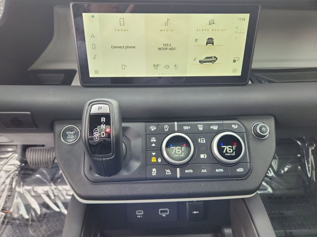 Used 2023 Land Rover Defender 110 S image 15