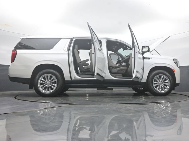 Used 2024 GMC Yukon XL SLT w/ SLT Luxury Package AWD/4WD image 61