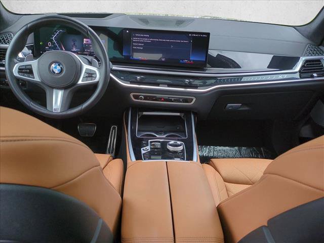 Used 2023 BMW X7 xDrive40i w/ Executive Package AWD/4WD image 17