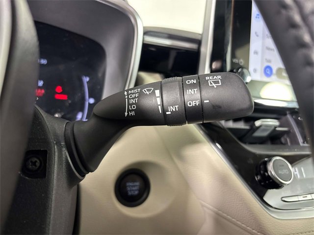 Used 2024 Toyota Corolla Cross XLE image 25