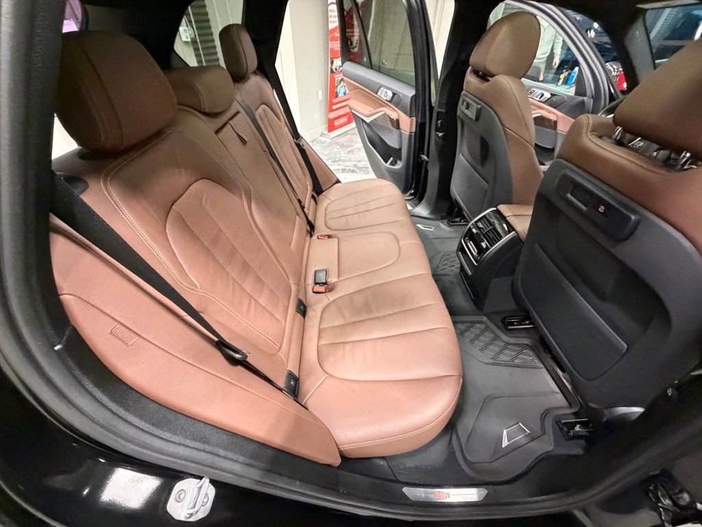 Used 2019 BMW X5 xDrive40i w/ Convenience Package image 47