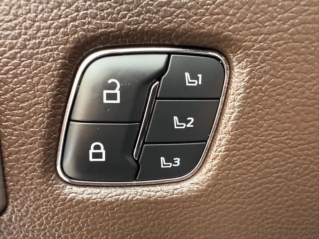 Used 2020 Ford F350 King Ranch w/ King Ranch Ultimate Package image 33