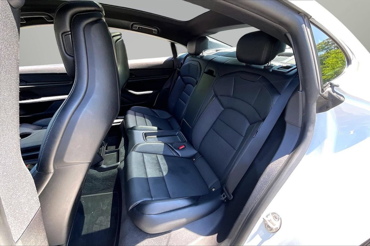 Used 2022 Porsche Taycan 4S AWD/4WD image 23