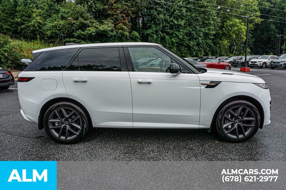 Used 2025 Land Rover Range Rover Sport Dynamic SE AWD/4WD image 8
