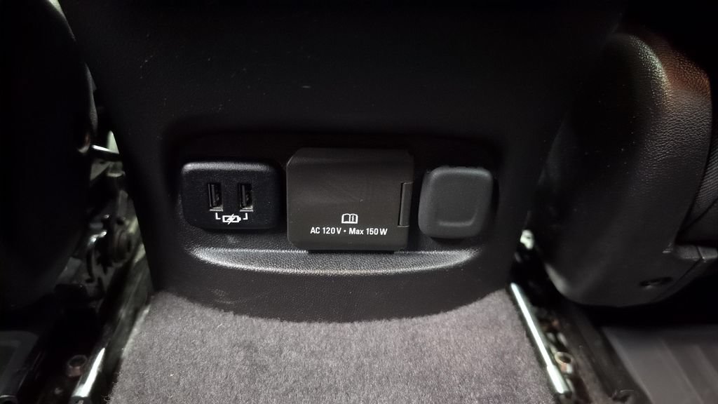 Used 2018 Chevrolet Malibu Premier w/ Premier Sun and Wheel Package FWD image 20