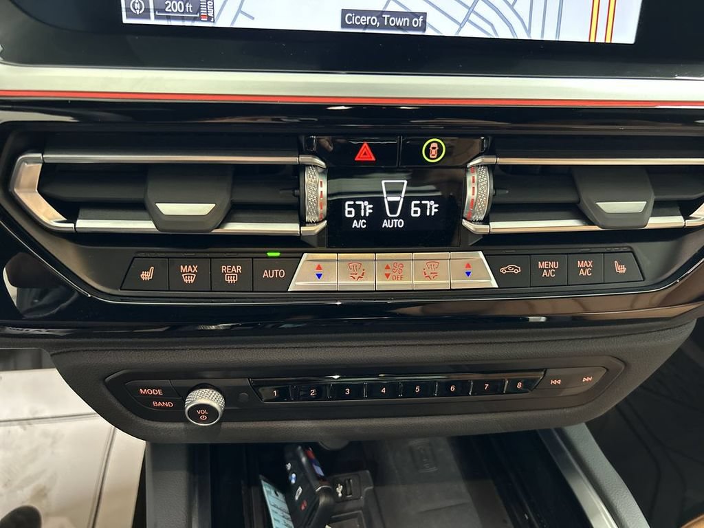 Used 2025 BMW Z4 M40i w/ Edition RWD image 17