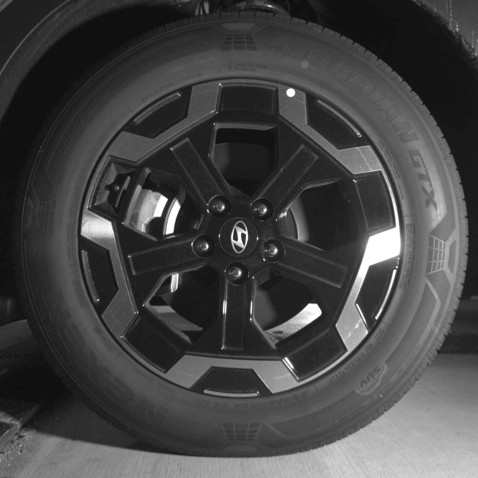 Used 2026 Hyundai Santa Fe SEL FWD image 15