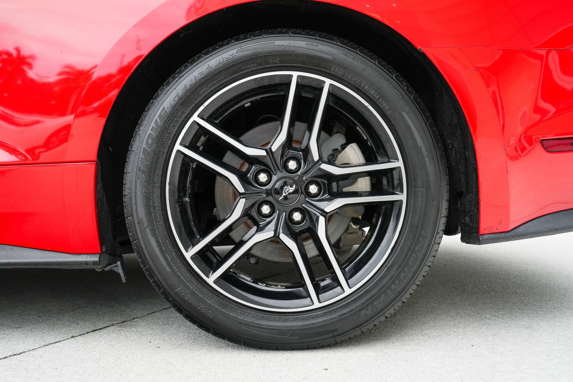 Used 2020 Ford Mustang Premium image 32