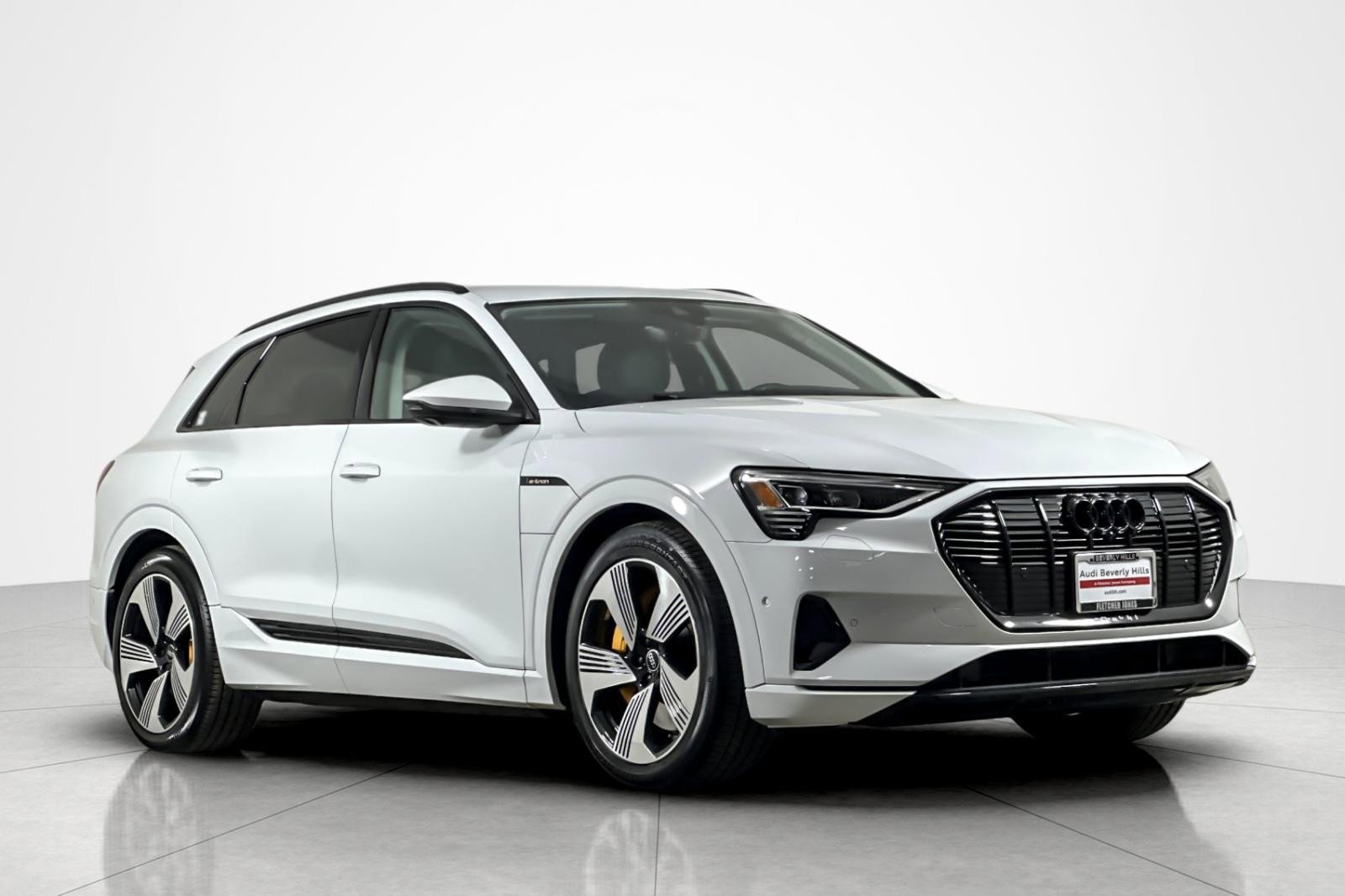 Used 2023 Audi e-tron Premium Plus w/ Premium Plus Package image 7