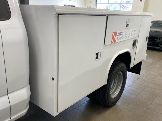 New 2025 Ford F350 XL w/ XL Chrome Package AWD/4WD image 5