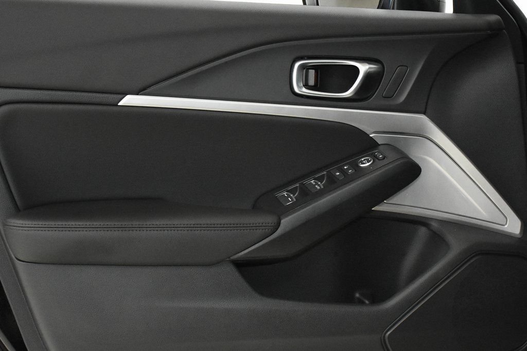 Used 2025 Acura Integra FWD image 9